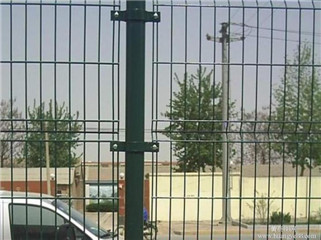 雙邊絲隔離網(wǎng)