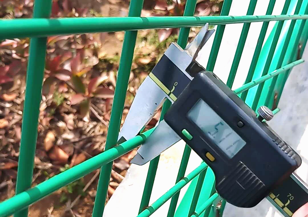 海關(guān)綜合保稅區(qū)圍界隔離網(wǎng)墻驗(yàn)收標(biāo)準(zhǔn)