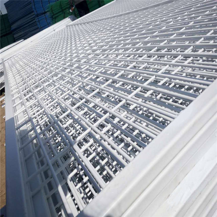 看守所、拘留所安裝防攀爬金屬隔離網(wǎng)時的注意事項